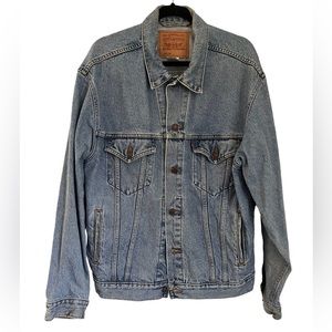 LEVI’S Men’s Relaxed Trucker Denim Jacket Medium Wash Oversized Sz L